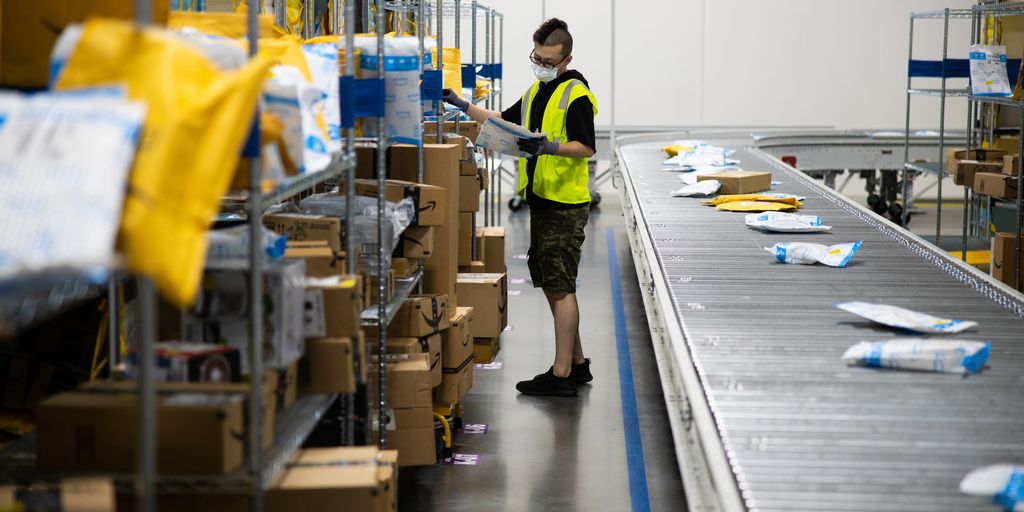 Amazon, Oceana out with competing plastic packaging viewpoints - Vimarsana News