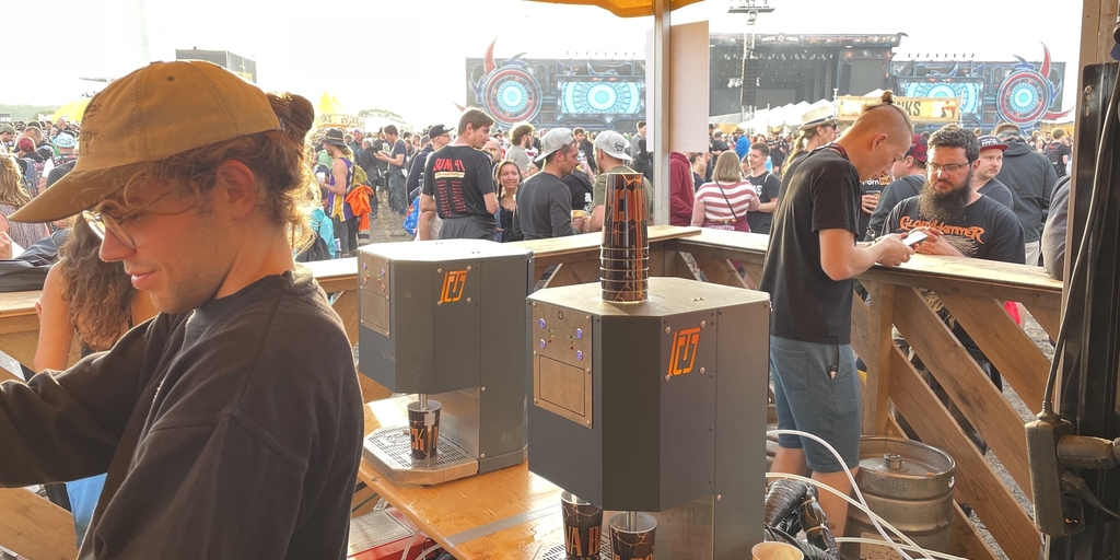 Two words: Beer robot | Plastics News - Vimarsana News