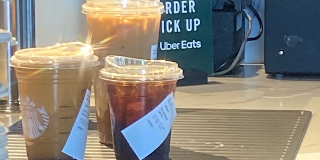 Starbucks shareholders meeting addresses moving away from plastics - Vimarsana News