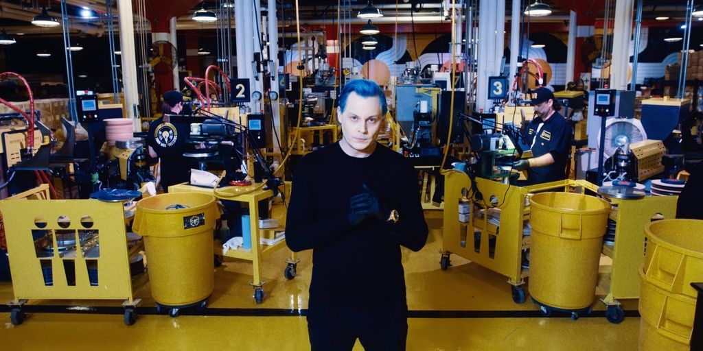 The White Stripes frontman Jack White calls for investments to make vinyl records - Vimarsana News