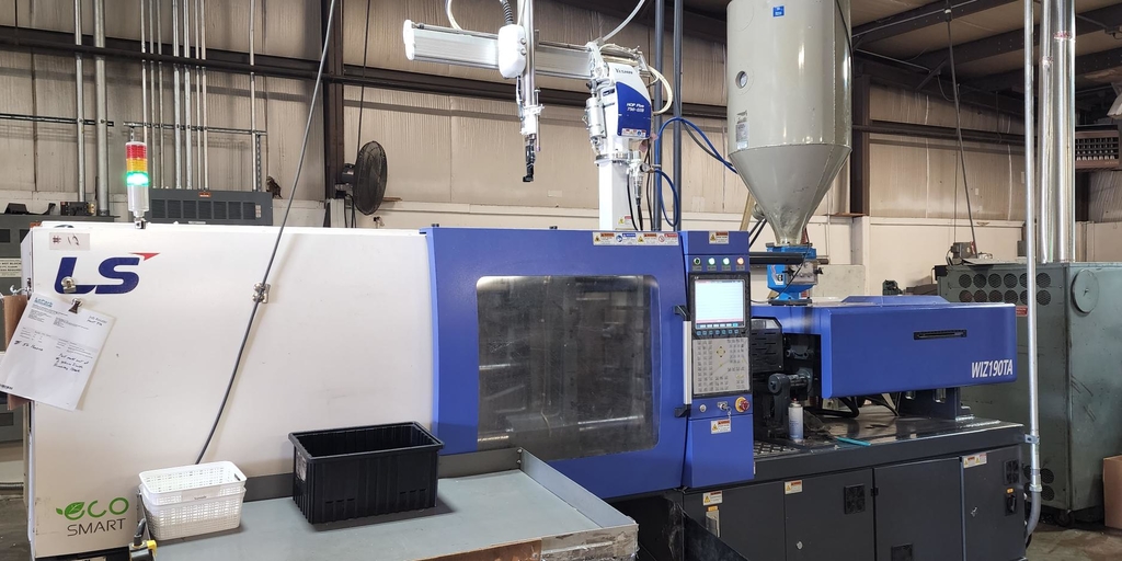 Custom injection molder American Technology Components adds space, equipment - Vimarsana News