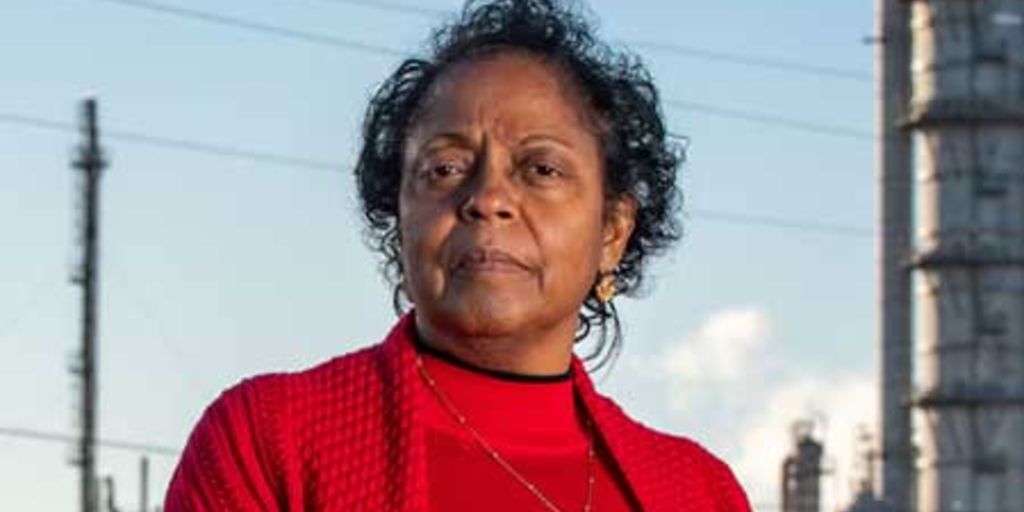 Notre Dame honors a petrochemical activist - Vimarsana News