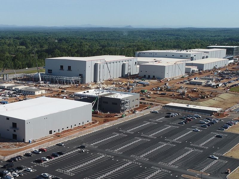 SK Innovation expands with second plant Plastics News