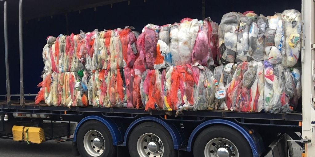 Australian regulator grants supermarket chains permission to cooperate on soft plastic recycling - Vimarsana News